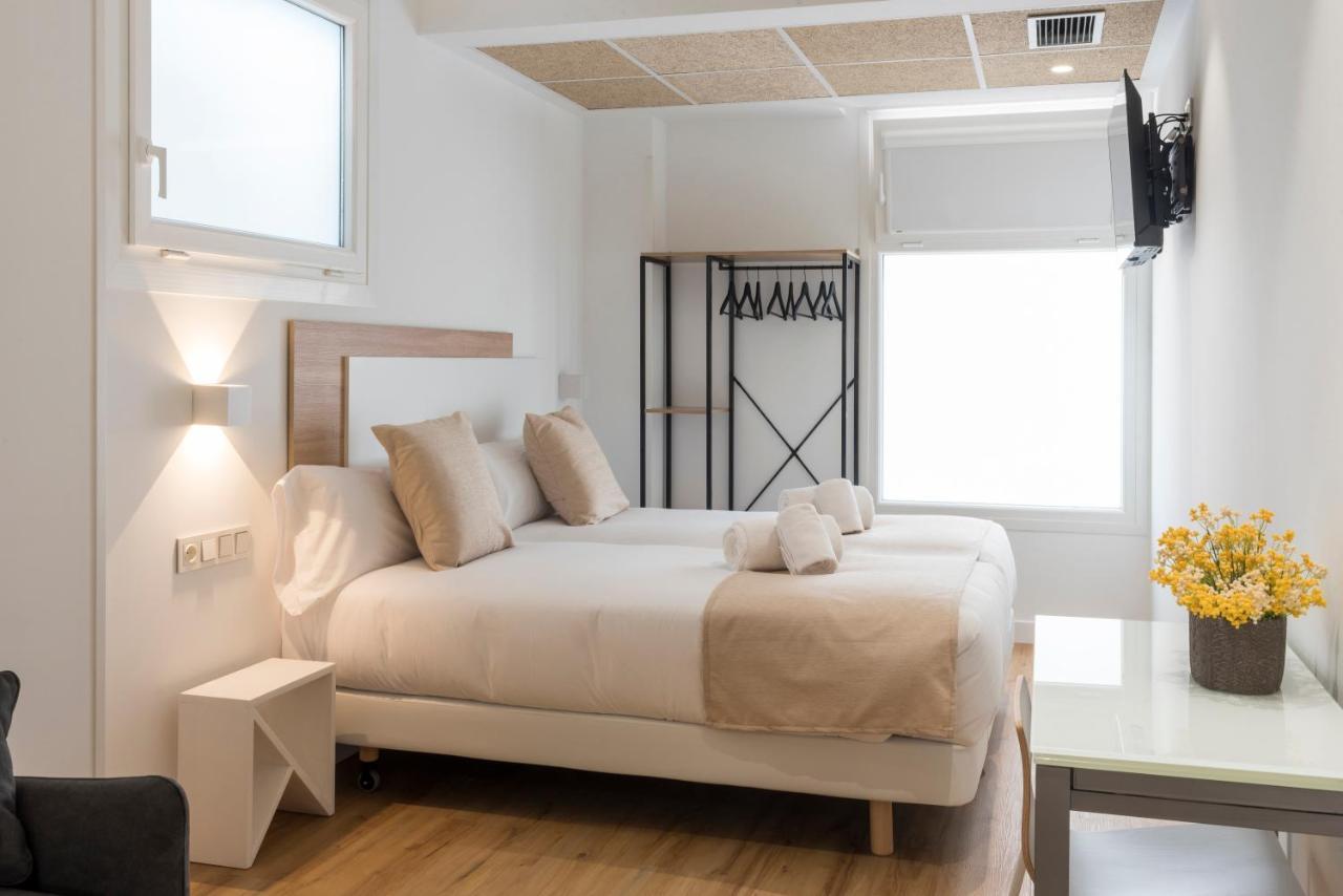 Elegant Rooms Lasarte Exterior photo